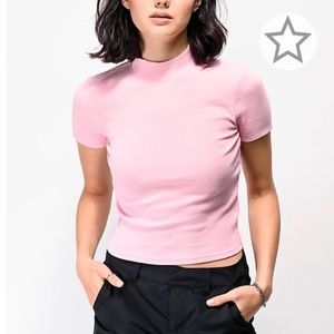 🌟FREE🌟 Tilly’s Trillium Kirby Pink Crop Mock Neck Top Women’s Size Small